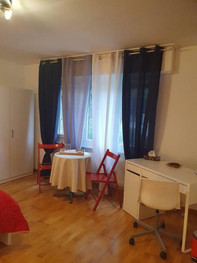 Maison Du Fey Hotell Moudon Exteriör bild